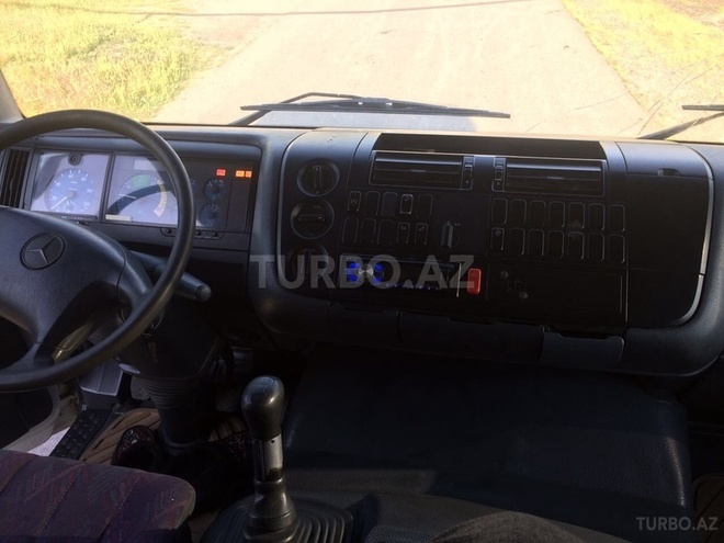 Mercedes Atego 2528 2000, 305,000 km - 6.4 л - Şəki