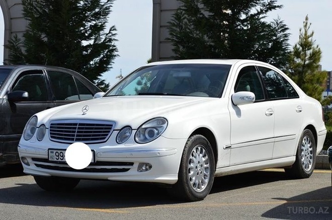 Mercedes E 220 2002, 175,000 km - 2.2 л - Gəncə