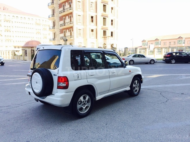 Mitsubishi Pajero io 2000, 250,498 km - 1.8 l - Bakı