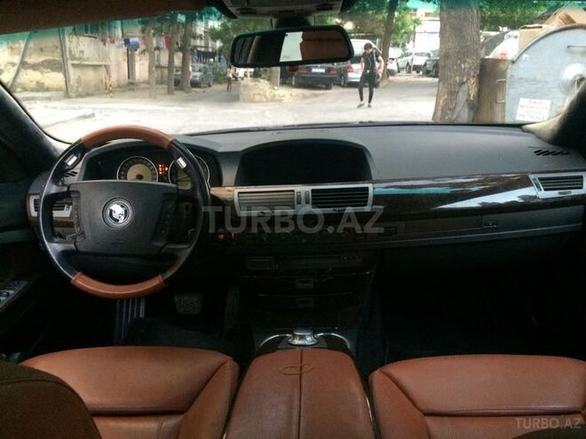 BMW 745 2001, 236,899 km - 4.5 l - Bakı