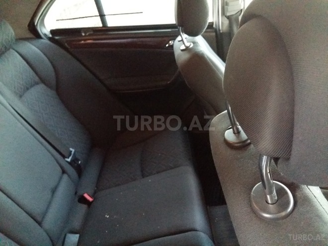 Mercedes C 200 2002, 258,000 km - 0.2 л - Bakı