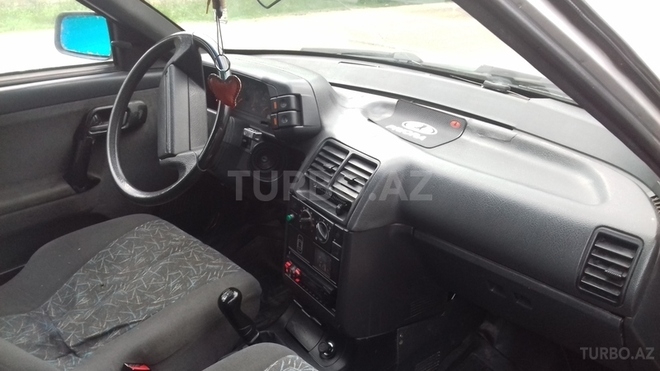 LADA (VAZ) 2110 2004, 210,000 km - 1.6 л - Qusar