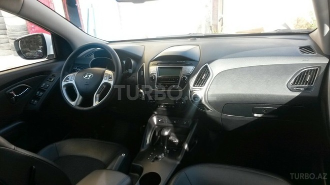 Hyundai ix35 2013, 83,000 km - 2.0 l - Bakı