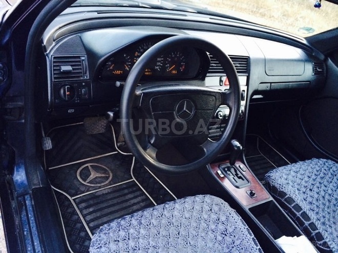 Mercedes C 180 1998, 235,456 km - 1.8 l - Bakı