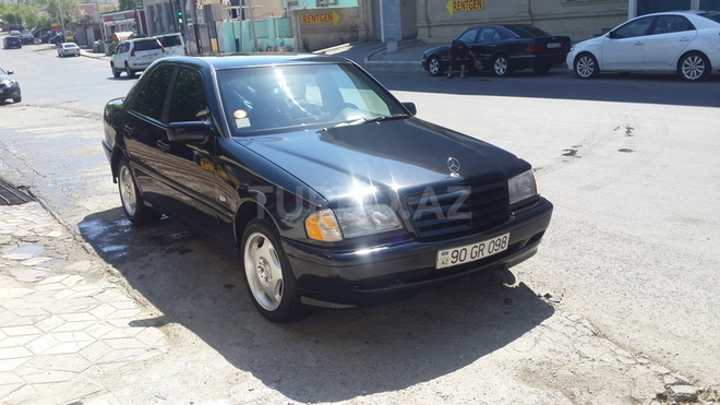 Mercedes C 180 1998, 150,000 km - 0.2 l - Bakı