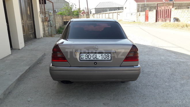 Mercedes C 250 1994, 350,000 km - 2.5 л - Bakı