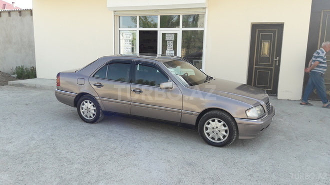 Mercedes C 250 1994, 350,000 km - 2.5 л - Bakı