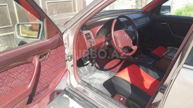 Mercedes C 250 1994, 350,000 km - 2.5 л - Bakı