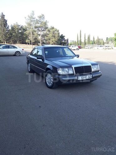 Mercedes E 250 1993, 495,440 km - 2.5 л - Gəncə