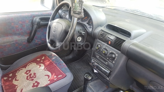 Opel Vita 1997, 250,000 km - 1.4 л - Sumqayıt