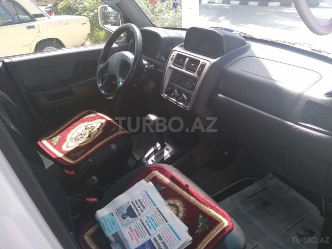 Mitsubishi Pajero io 1998, 250,000 km - 1.8 l - Bakı