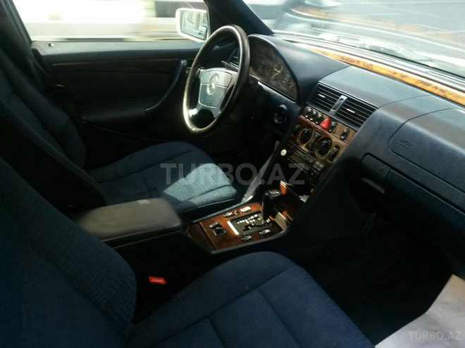 Mercedes C 240 1997, 315,556 km - 2.4 l - Bakı