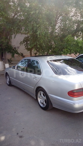 Mercedes E 240 2000, 276,300 km - 2.6 l - Bakı