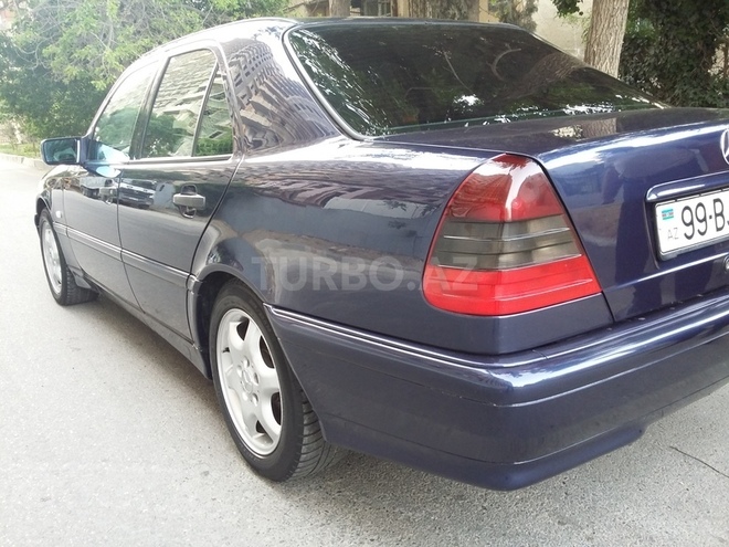 Mercedes C 230 1998, 300,000 km - 2.3 л - Bakı