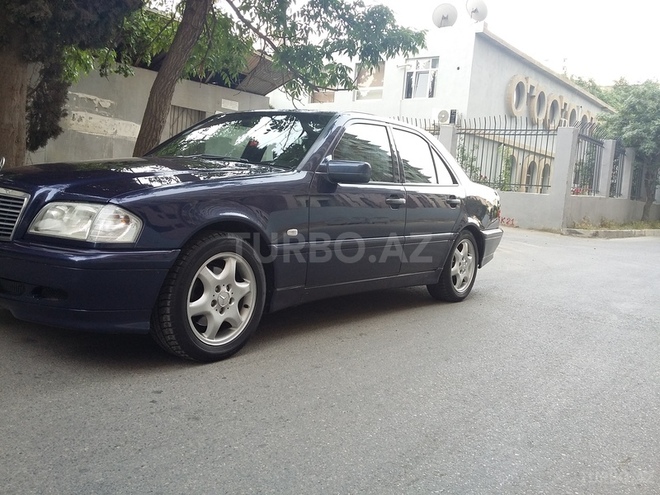 Mercedes C 230 1998, 300,000 km - 2.3 л - Bakı
