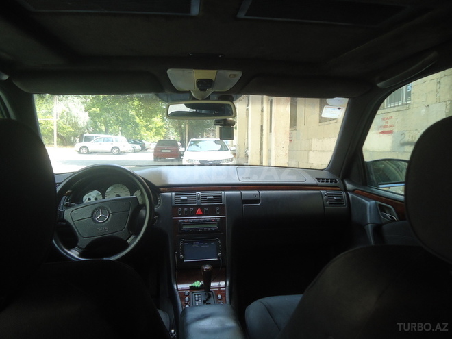 Mercedes E 280 1997, 347,000 km - 2.8 l - Bakı