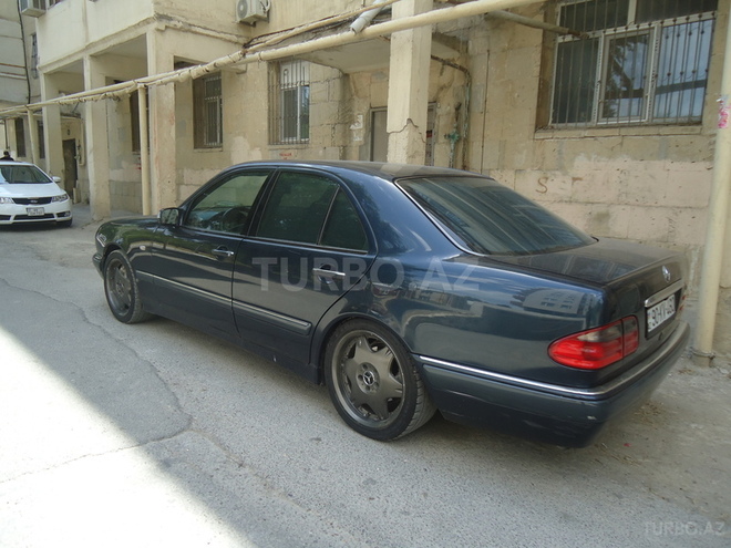 Mercedes E 280 1997, 347,000 km - 2.8 l - Bakı
