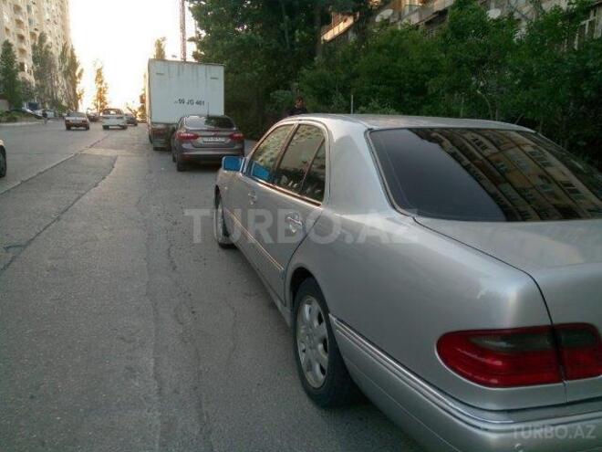 Mercedes E 280 1996, 300,000 km - 2.8 l - Bakı