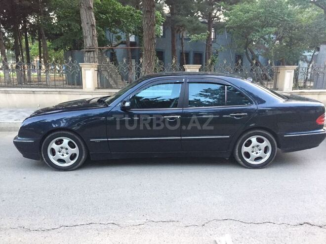 Mercedes E 240 1999, 242,000 km - 2.4 l - Bakı