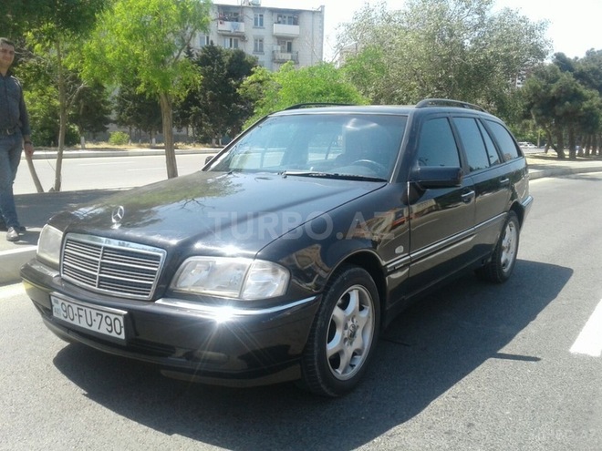 Mercedes C 250 1998, 333,000 km - 2.5 l - Bakı