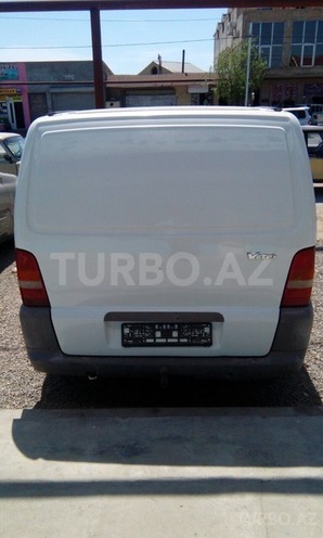 Mercedes Vito 110 2002, 235,000 km - 2.2 l - Bakı