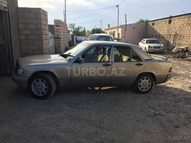 Mercedes 190 1990, 457,890 km - 2.5 l - Sumqayıt