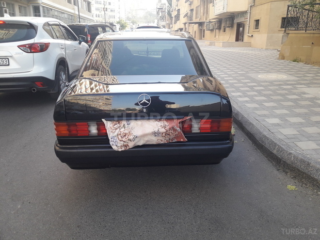Mercedes 190 1991, 240,211 km - 2.0 л - Bakı