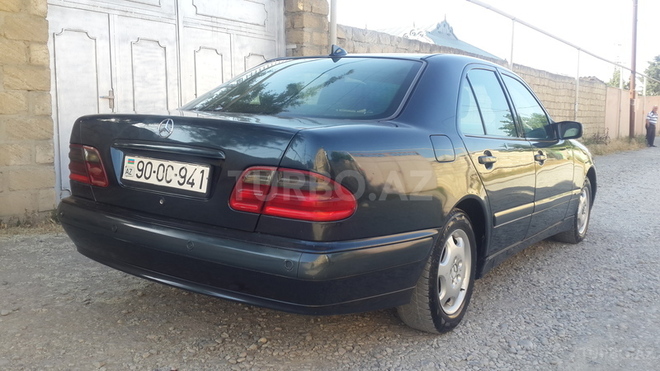 Mercedes E 220 2000, 443,667 km - 2.2 l - Bakı
