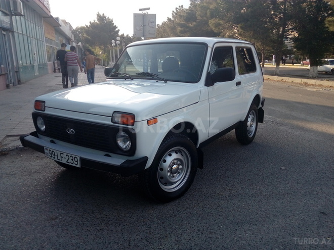 LADA (VAZ) Niva 2015, 23,808 km - 1.7 l - Sumqayıt