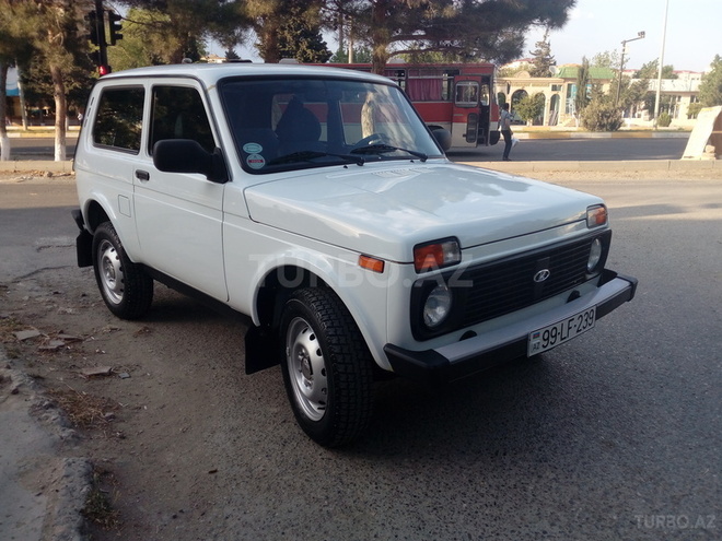 LADA (VAZ) Niva 2015, 23,808 km - 1.7 l - Sumqayıt