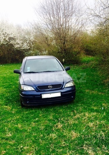 Opel Astra 1999, 300,000 km - 1.6 л - Quba