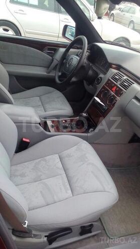 Mercedes E 200 1997, 151,000 km - 2.0 l - Bakı
