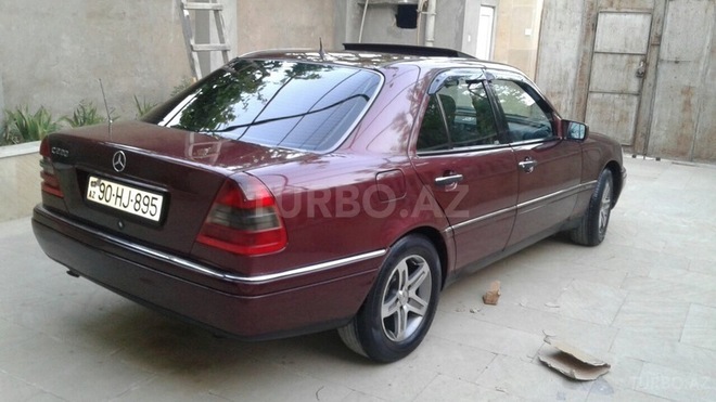 Mercedes C 220 1996, 298,560 km - 2.2 л - Xırdalan