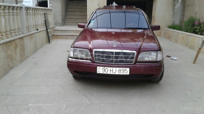 Mercedes C 220 1996, 298,560 km - 2.2 л - Xırdalan