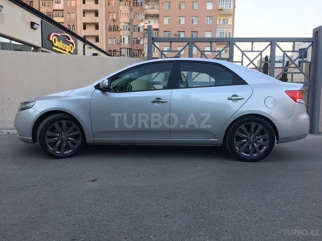 Kia Cerato 2010, 170,000 km - 2.0 l - Bakı