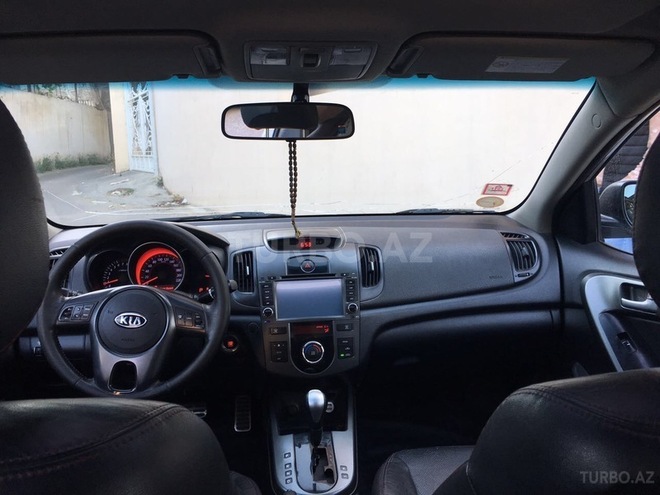 Kia Cerato 2010, 170,000 km - 2.0 l - Bakı