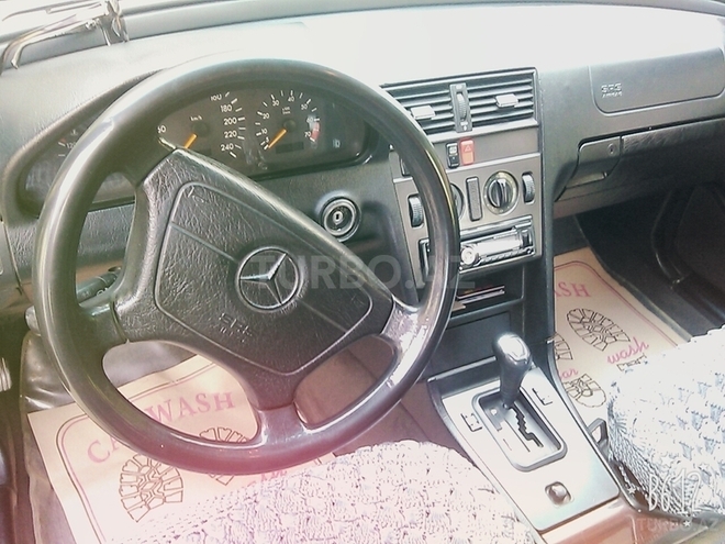 Mercedes C 180 1995, 263,000 km - 1.8 l - Gəncə