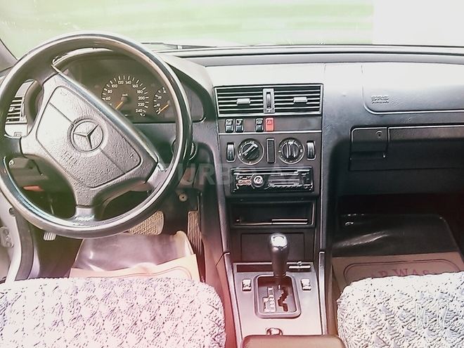 Mercedes C 180 1995, 263,000 km - 1.8 l - Gəncə