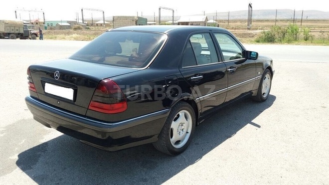 Mercedes C 230 1998, 182,000 km - 2.3 l - Xırdalan