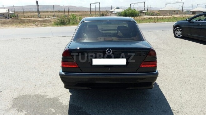 Mercedes C 230 1998, 182,000 km - 2.3 l - Xırdalan