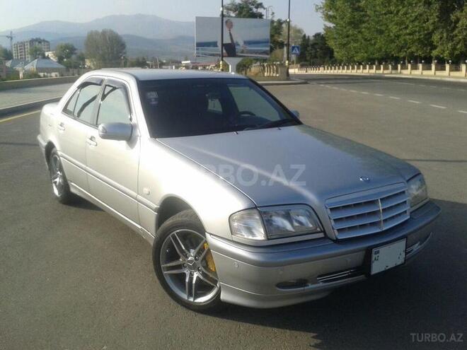 Mercedes C 200 2000, 170,000 km - 0.2 л - Göygöl