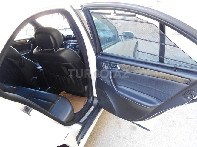 Mercedes C 230 2007, 216,000 km - 2.5 l - Bakı