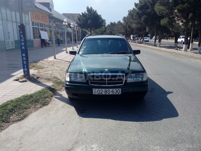 Mercedes C 200 1996, 248,000 km - 2.0 l - Sumqayıt