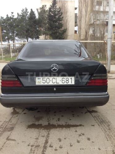 Mercedes E 230 1991, 200,000 km - 2.3 л - Sumqayıt