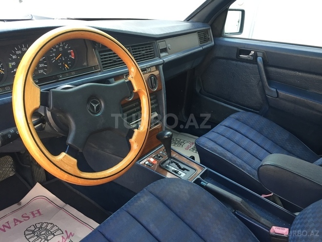Mercedes 190 1991, 304,000 km - 1.8 l - Bakı