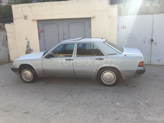 Mercedes 190 1991, 304,000 km - 1.8 l - Bakı