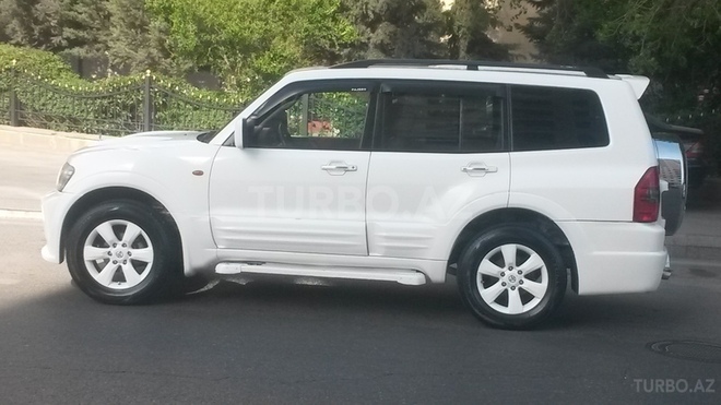 Mitsubishi Pajero 2002, 200,000 km - 3.0 l - Bakı