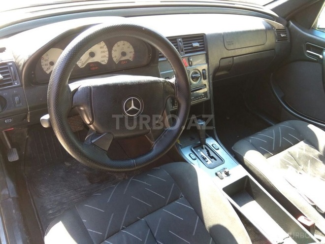 Mercedes C 180 1997, 210,000 km - 1.8 л - Bakı