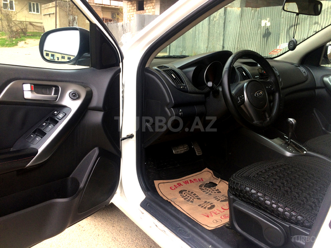Kia Cerato 2010, 163,000 km - 2.0 l - Bakı