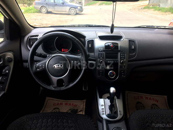 Kia Cerato 2010, 163,000 km - 2.0 l - Bakı